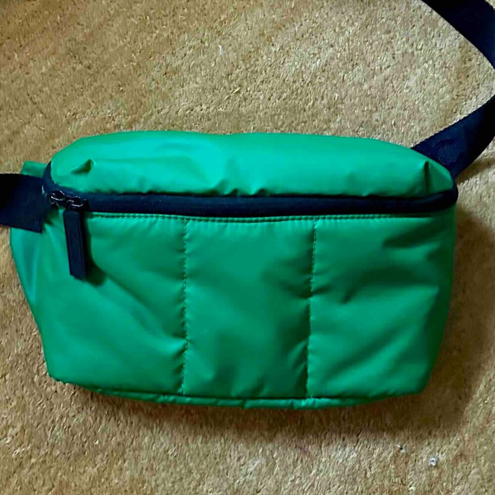 NWOT CALPAK Belt Bag Luka Green Apple color Unisex Travel sling case purse